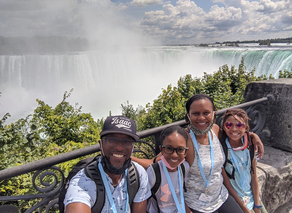 Katherine and her family pose for a selfie at Niagara Falls.